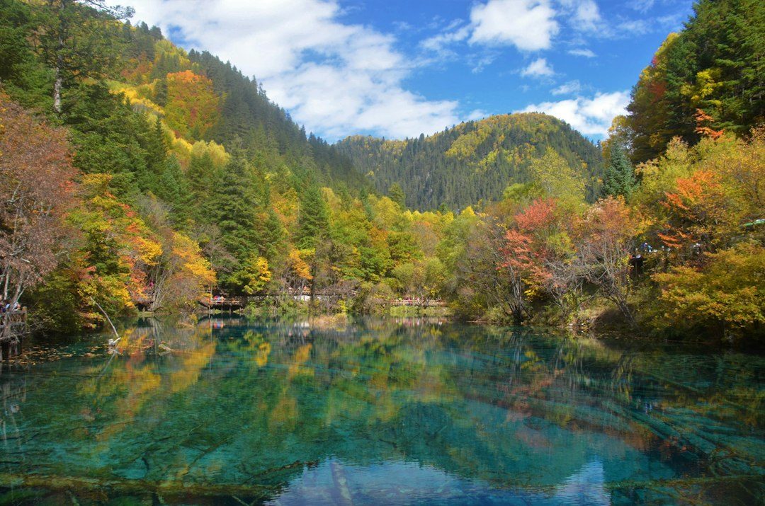 Jiuzhaigou Valley Travel Guide